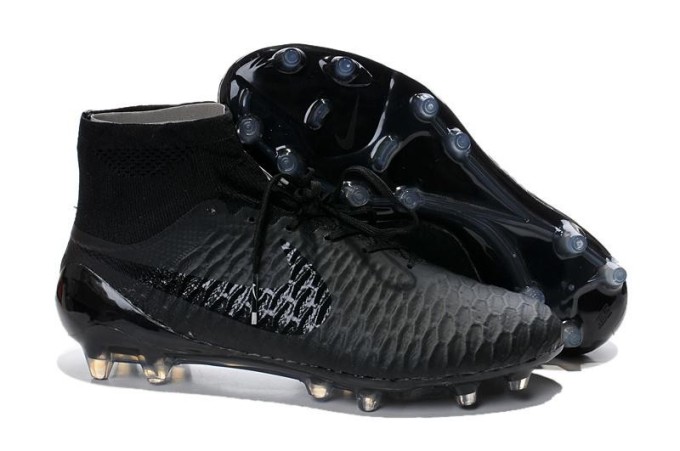 Buy your Nike Hypervenom Fire & Ice Pack boots on